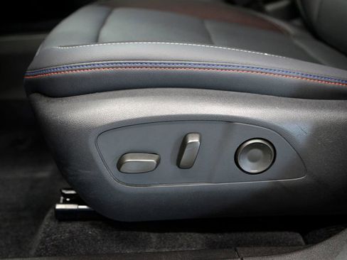 Used 2024 Chevrolet Equinox EV RS image 16