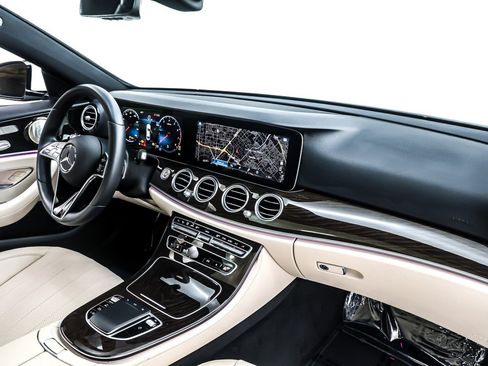 Certified 2022 Mercedes-Benz E 350 Sedan image 18