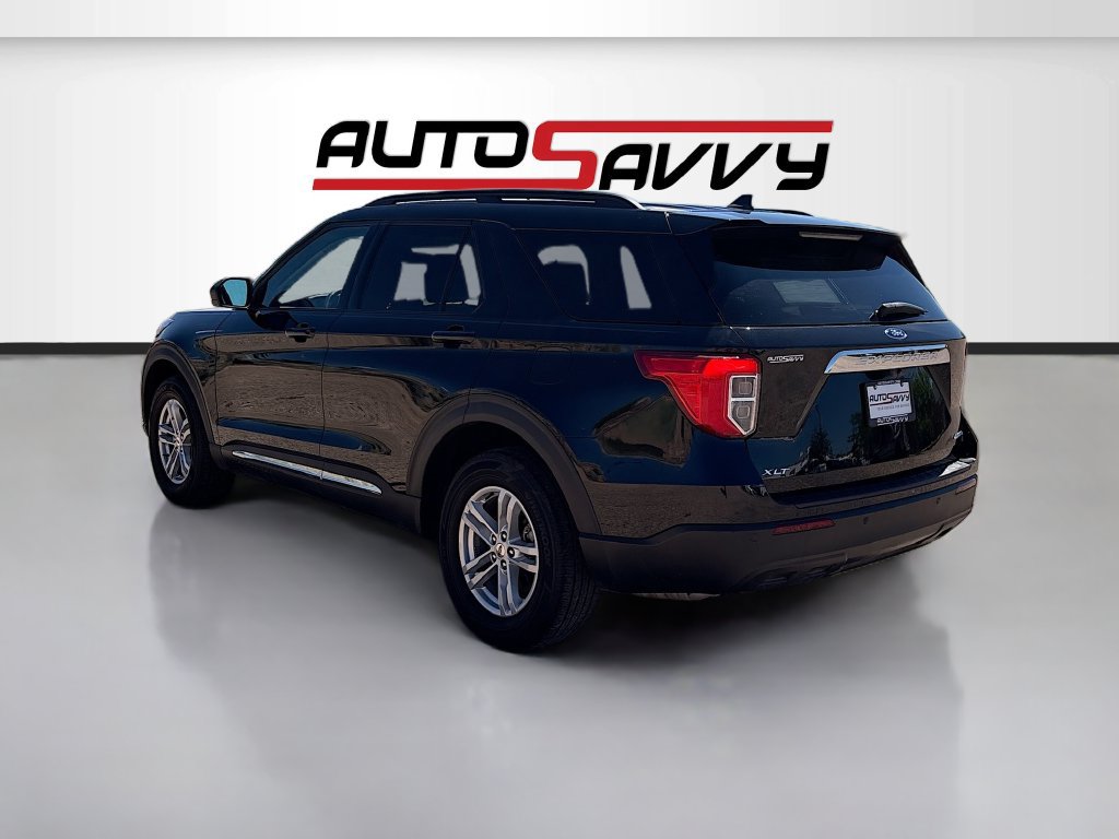 Used 2024 Ford Explorer XLT AWD/4WD image 5