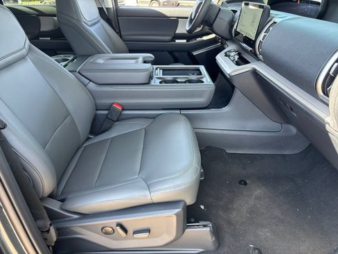 New 2026 Ford Expedition Max Active AWD/4WD image 19
