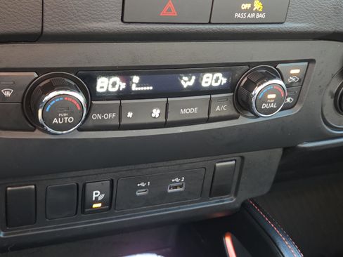 Used 2023 Nissan Frontier Pro-X w/ Technology Package image 21