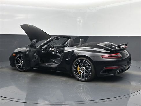 Used 2019 Porsche 911 Turbo S image 82