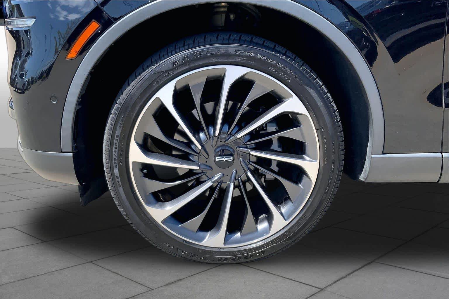 Used 2023 Lincoln Aviator Reserve w/ Equipment Group 201A AWD/4WD image 10