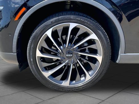 Used 2023 Lincoln Aviator Reserve w/ Equipment Group 201A AWD/4WD image 10