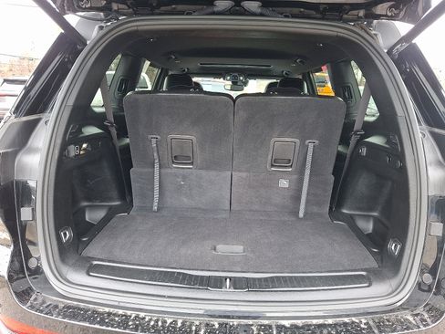 Used 2023 Jeep Grand Cherokee L Laredo image 28