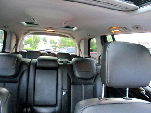 Used 2012 Mercedes-Benz GL 550 4MATIC image 21