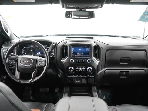 Used 2023 GMC Sierra 2500 AT4 AWD/4WD image 16