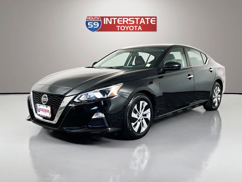 Used 2019 Nissan Altima 2.5 S FWD image 3