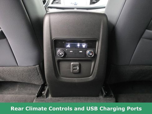 Certified 2023 Buick Enclave Essence image 44