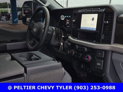 Used 2024 Ford F250 XLT w/ FX4 Off-Road Package AWD/4WD image 11