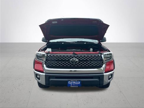 Certified 2018 Toyota Tundra SR5 w/ TRD Off Road Package AWD/4WD image 5
