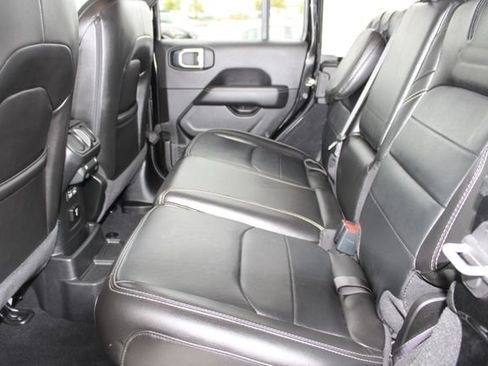 Used 2022 Jeep Wrangler Unlimited Sahara w/ Cold Weather Group AWD/4WD image 41