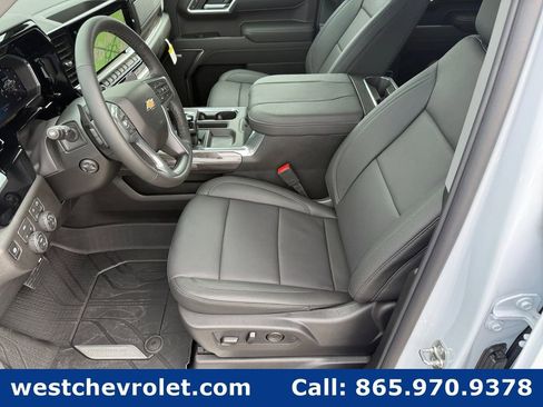 New 2026 Chevrolet Silverado 1500 LTZ w/ LTZ Premium Package AWD/4WD image 10