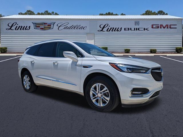 Used 2020 Buick Enclave Essence w/ Sound and Sites Package FWD image 2