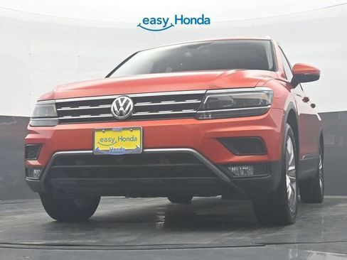 Used 2019 Volkswagen Tiguan SEL Premium R-Line AWD/4WD image 29