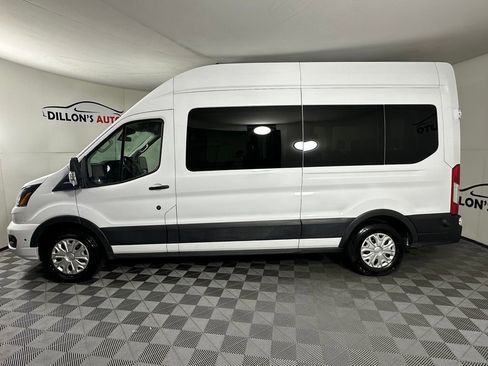 Used 2024 Ford Transit 350 XLT RWD image 3