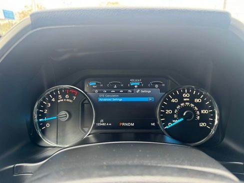 Used 2018 Ford F150 Lariat w/ Trailer Tow Package AWD/4WD image 19