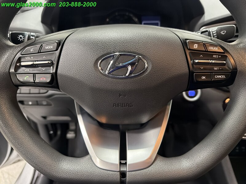 Used 2018 Hyundai Ioniq Blue FWD image 22