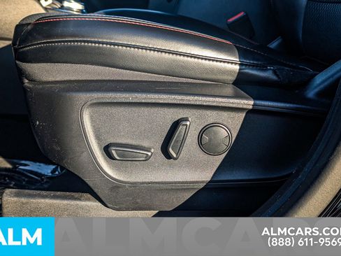 Used 2024 Ford Escape ST-Line image 22