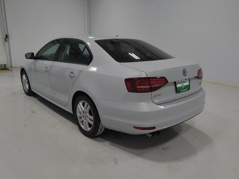 Used 2018 Volkswagen Jetta S w/ Cold Weather Package FWD image 5