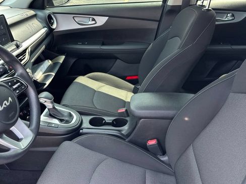 Used 2024 Kia Forte LXS FWD image 5