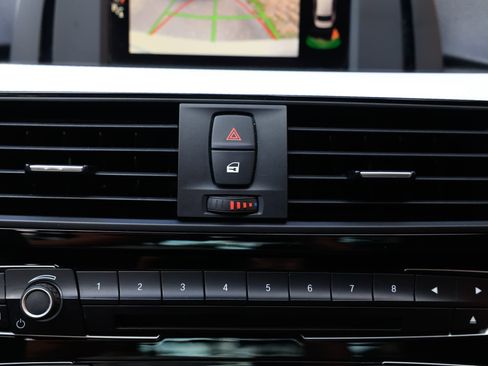 Used 2017 BMW 340i Sedan image 37