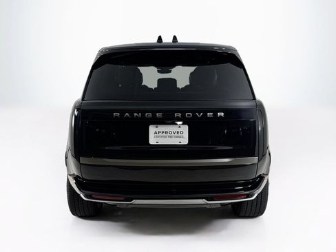 Used 2023 Land Rover Range Rover SE AWD/4WD image 4
