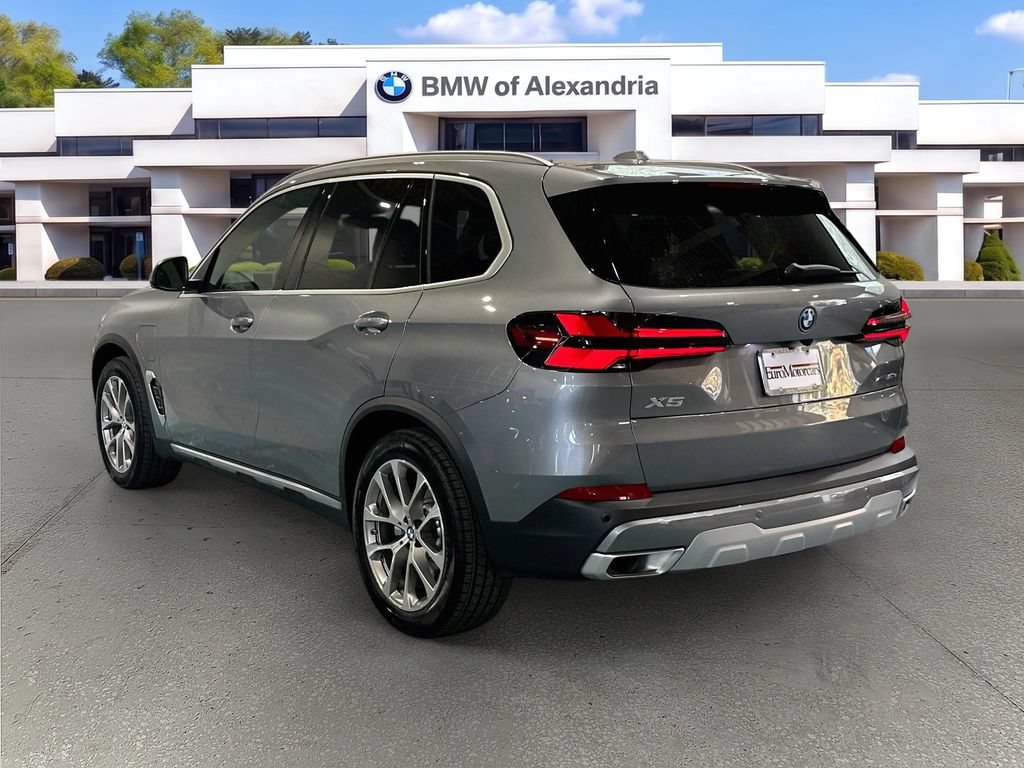 Used 2026 BMW X5 xDrive50e w/ Executive Package AWD/4WD image 7