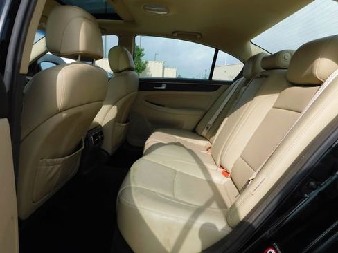 Used 2013 Hyundai Genesis 5.0 R-Spec image 12