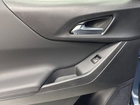 New 2026 Chevrolet Equinox LT w/ Convenience Package II image 25