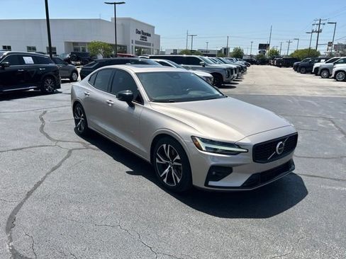 Used 2023 Volvo S60 B5 Core AWD/4WD image 4