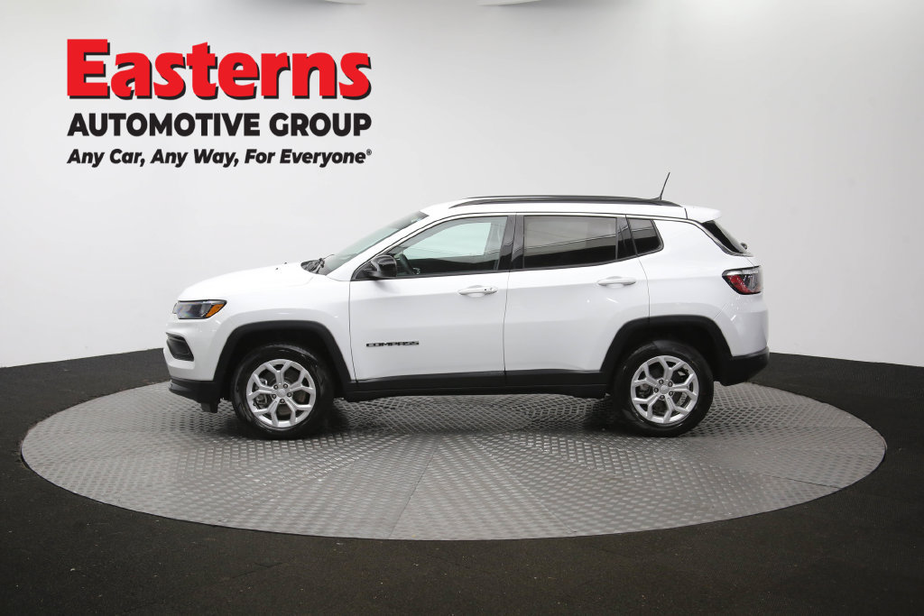 Used 2024 Jeep Compass Latitude AWD/4WD image 61