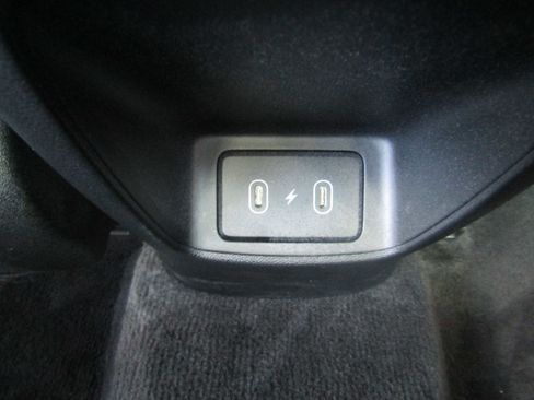 Used 2025 Hyundai Elantra Limited FWD image 27