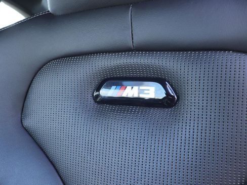 Used 2018 BMW M3 image 15
