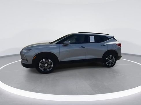 Used 2023 Chevrolet Blazer LT w/ Convenience Package FWD image 6