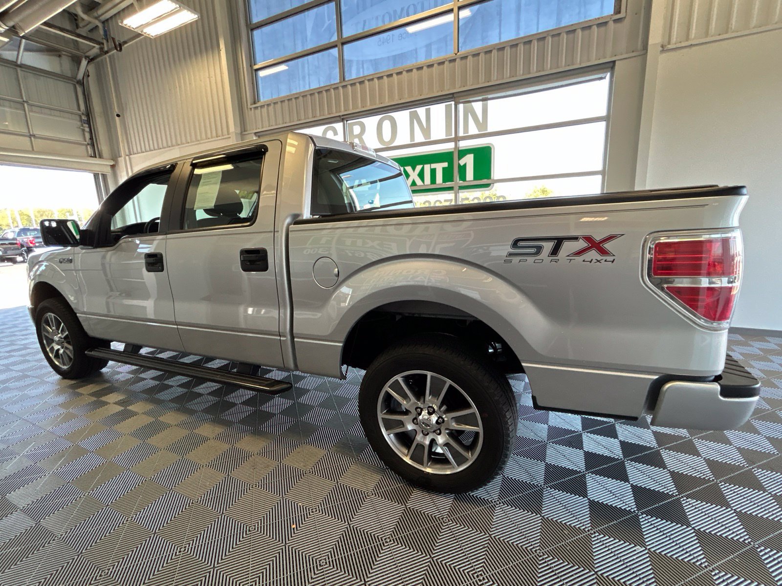 Used 2014 Ford F150 STX w/ Equipment Group 201A Mid AWD/4WD image 4