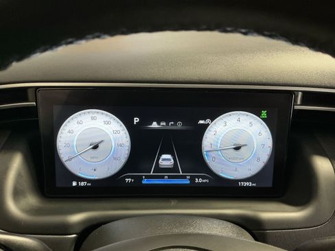 Used 2023 Hyundai Tucson Limited AWD/4WD image 18