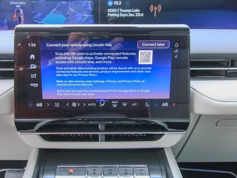 Used 2026 Lincoln Nautilus Premier w/ Jet Appearance Package image 25