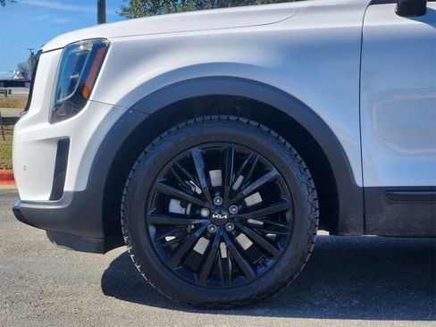 Used 2022 Kia Telluride SX w/ SX Prestige Package image 8