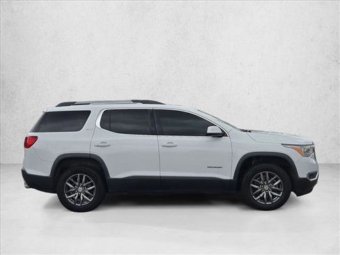 Used 2017 GMC Acadia SLT image 4