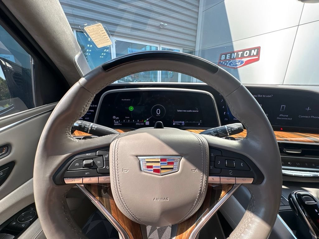 Used 2022 Cadillac Escalade Sport Platinum AWD/4WD image 18