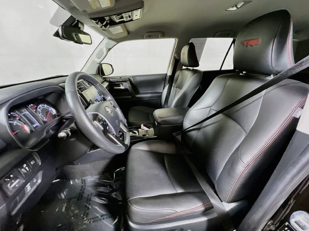 Certified 2024 Toyota 4Runner TRD Off-Road Premium AWD/4WD image 18
