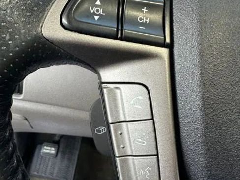 Used 2016 Honda Odyssey Touring Elite image 29