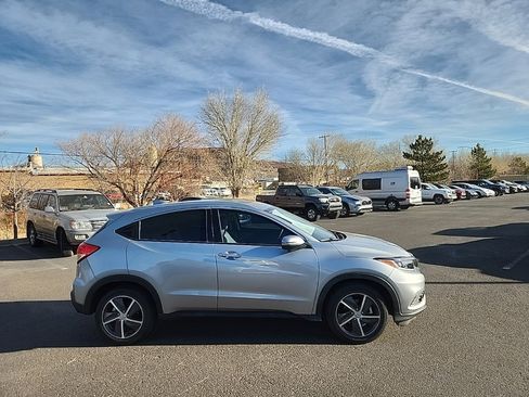 Used 2022 Honda HR-V EX image 3