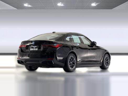 Certified 2023 BMW i4 eDrive40 image 9