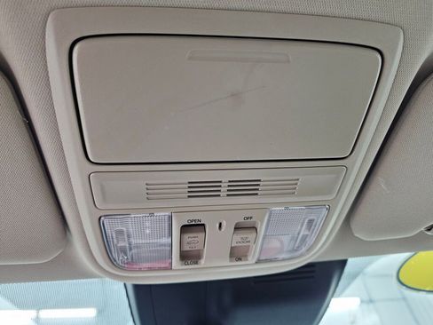 Used 2018 Honda CR-V EX image 12