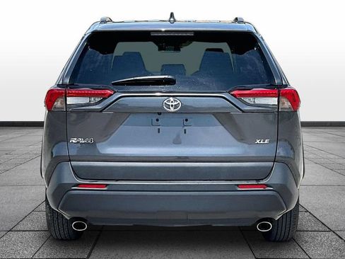 Used 2025 Toyota RAV4 XLE FWD image 4
