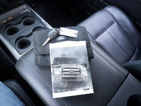 Used 2016 Ford F250 Lariat w/ Lariat Ultimate Package image 28