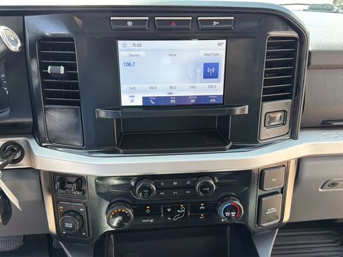 Used 2024 Ford F250 XLT AWD/4WD image 23