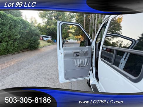 Used 2000 Ford E-350 and Econoline 350 Extended Super Duty image 25